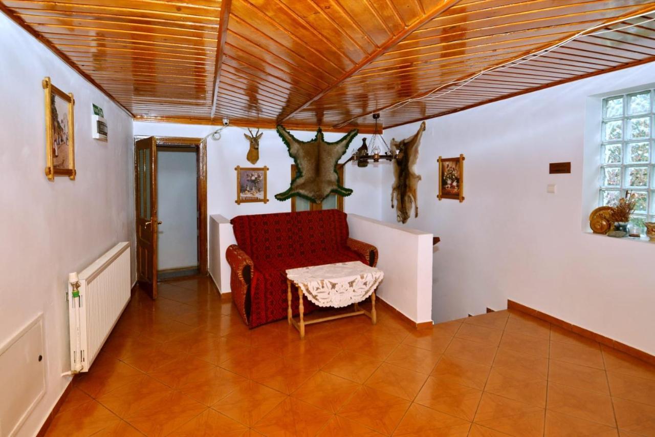 Pensiunea Maria Moieciu de Jos Exterior foto