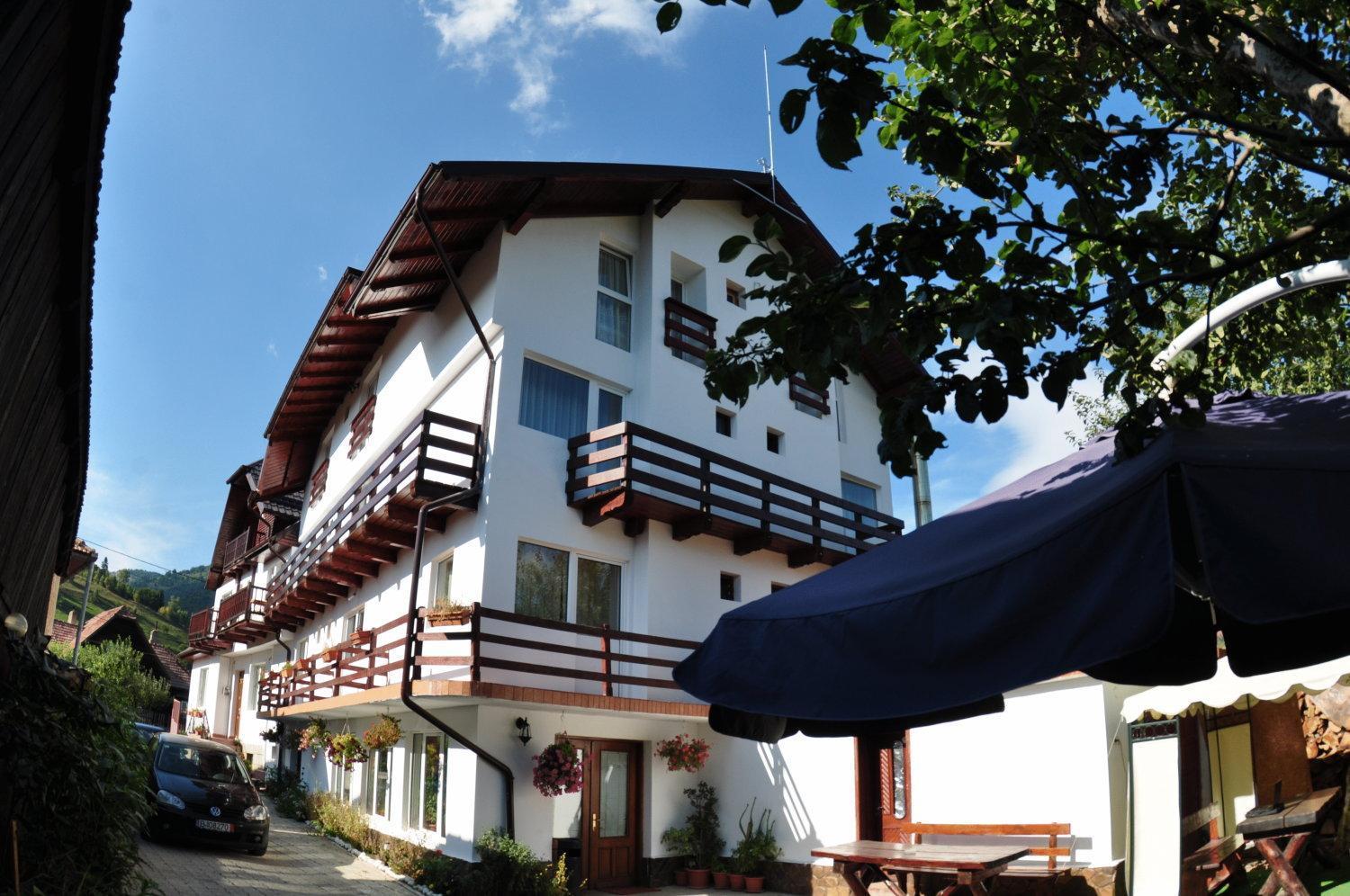 Pensiunea Maria Moieciu de Jos Exterior foto
